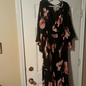 Indigo Rose Maxi Dress with slip linning 2XL black.